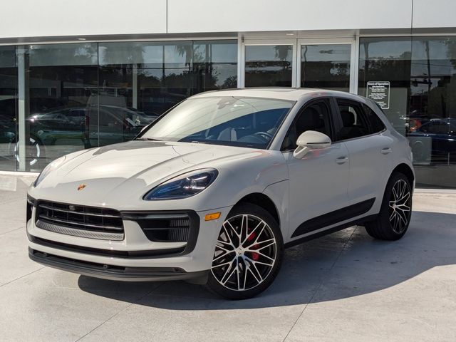 2022 Porsche Macan S