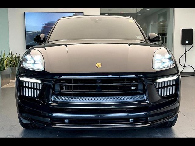 2022 Porsche Macan S