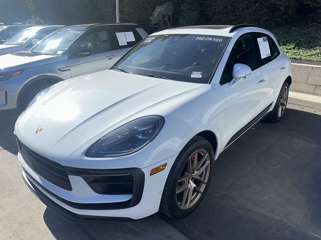 2022 Porsche Macan S