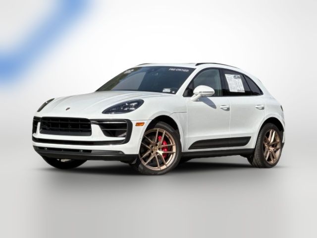 2022 Porsche Macan S