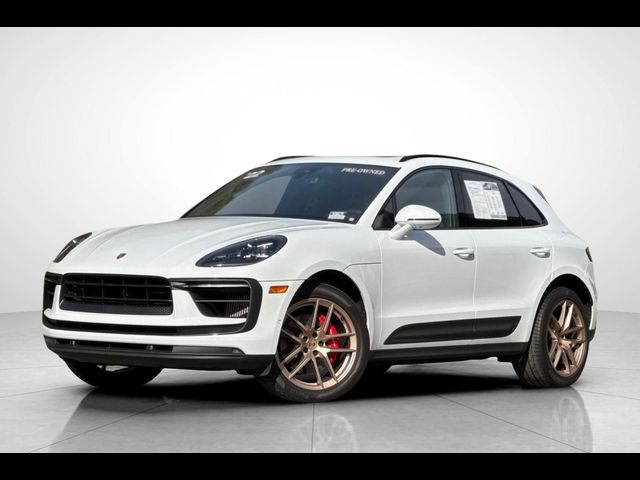 2022 Porsche Macan S