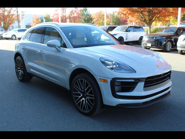 2022 Porsche Macan S