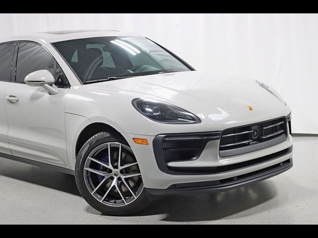 2022 Porsche Macan S