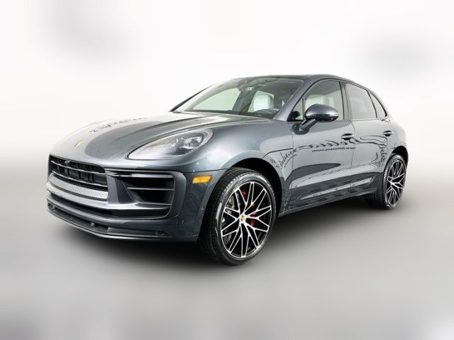 2022 Porsche Macan S