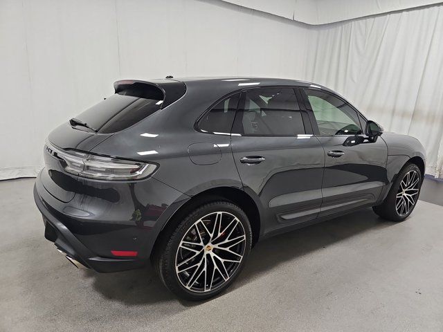 2022 Porsche Macan S