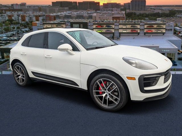 2022 Porsche Macan S