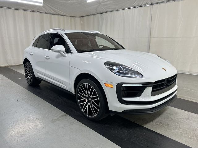 2022 Porsche Macan S