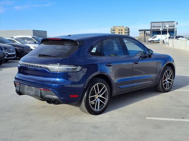 2022 Porsche Macan S