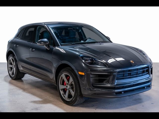 2022 Porsche Macan S