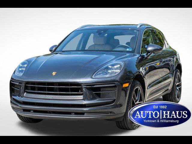 2022 Porsche Macan S