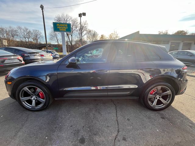 2022 Porsche Macan S