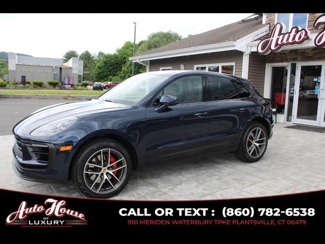 2022 Porsche Macan S