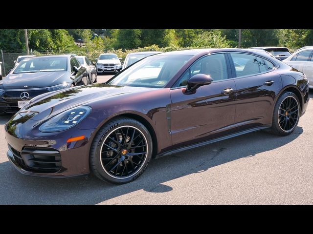 2022 Porsche Panamera 4