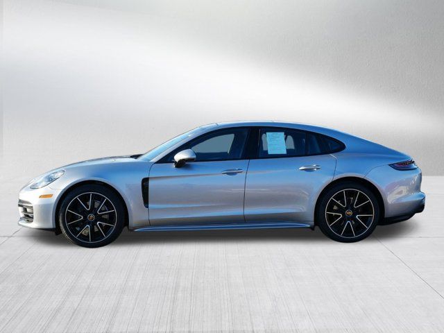 2022 Porsche Panamera 4