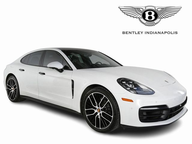 2022 Porsche Panamera 4