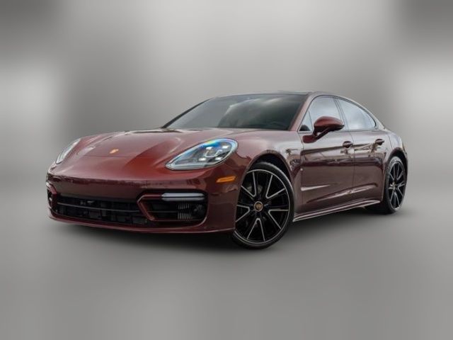 2022 Porsche Panamera 4