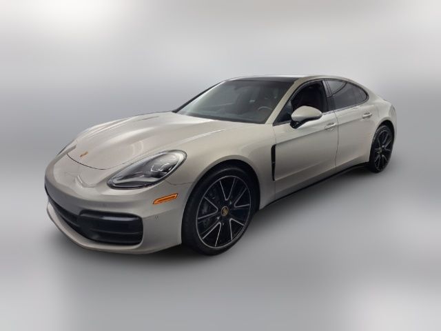 2022 Porsche Panamera 