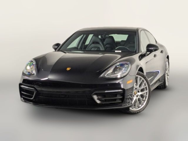 2022 Porsche Panamera 