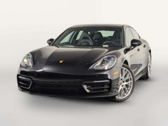 2022 Porsche Panamera 