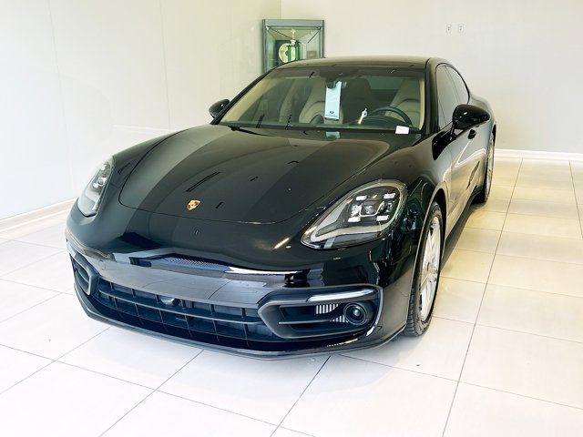 2022 Porsche Panamera 4S