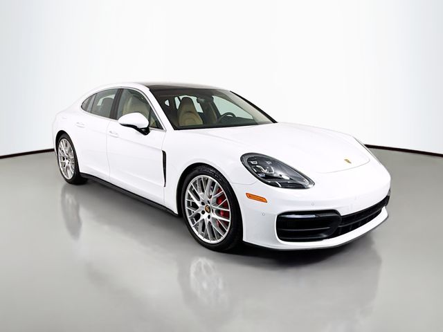 2022 Porsche Panamera 4S