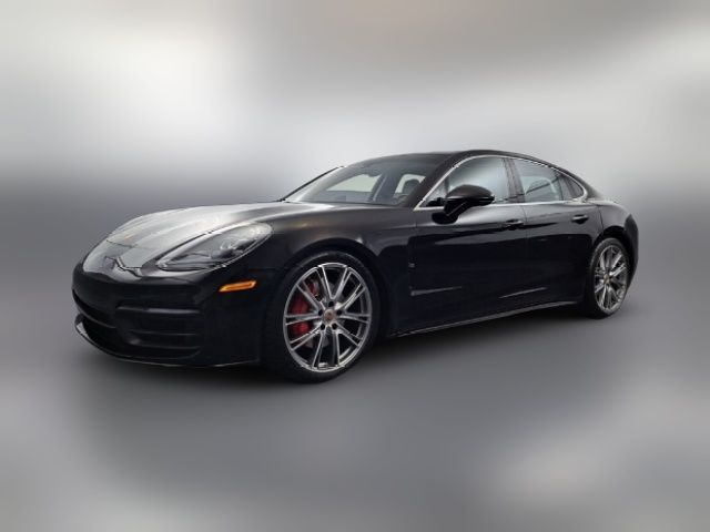 2022 Porsche Panamera 4S