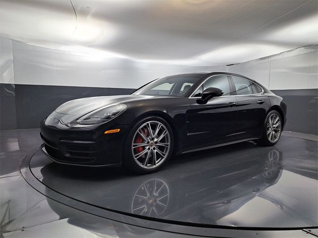 2022 Porsche Panamera 4S