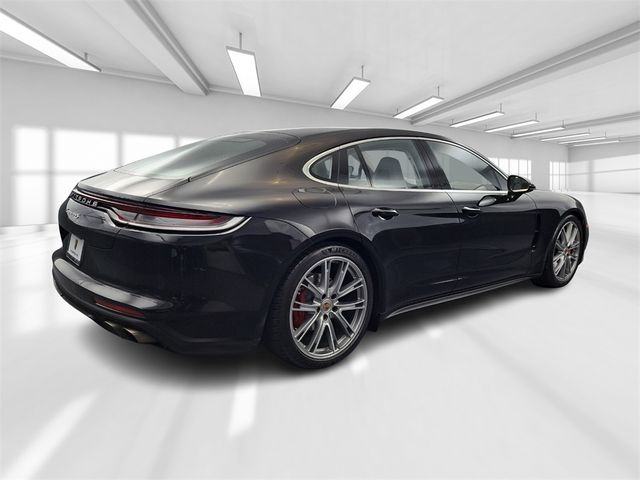 2022 Porsche Panamera 4S