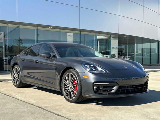 2022 Porsche Panamera 4S