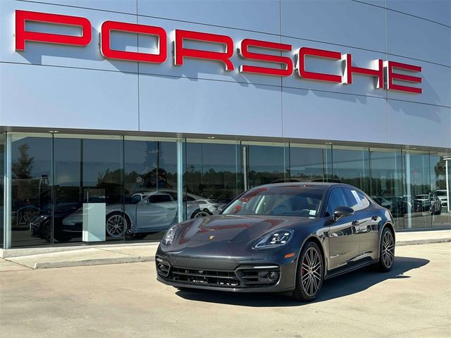 2022 Porsche Panamera 4S