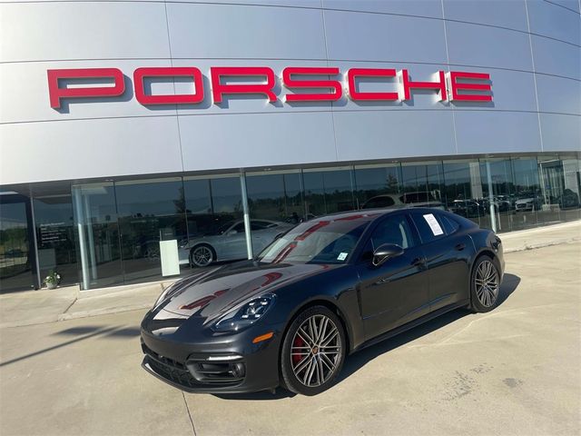 2022 Porsche Panamera 4S