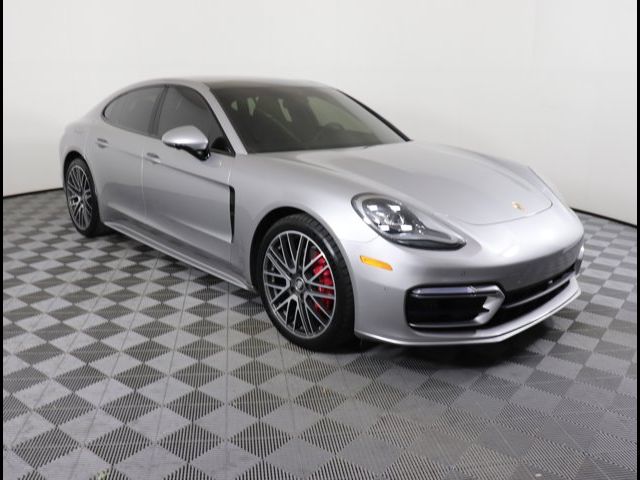 2022 Porsche Panamera 4S