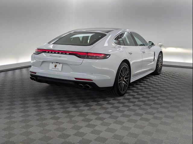 2022 Porsche Panamera 4S