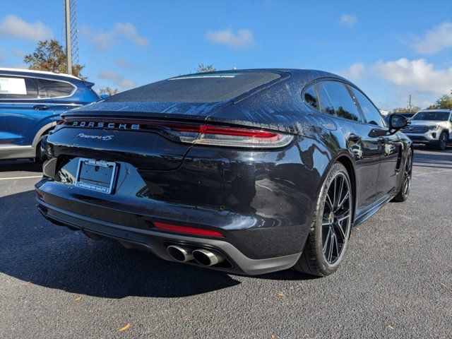 2022 Porsche Panamera 4S