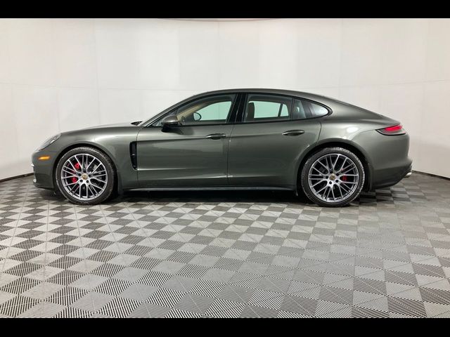 2022 Porsche Panamera 4S