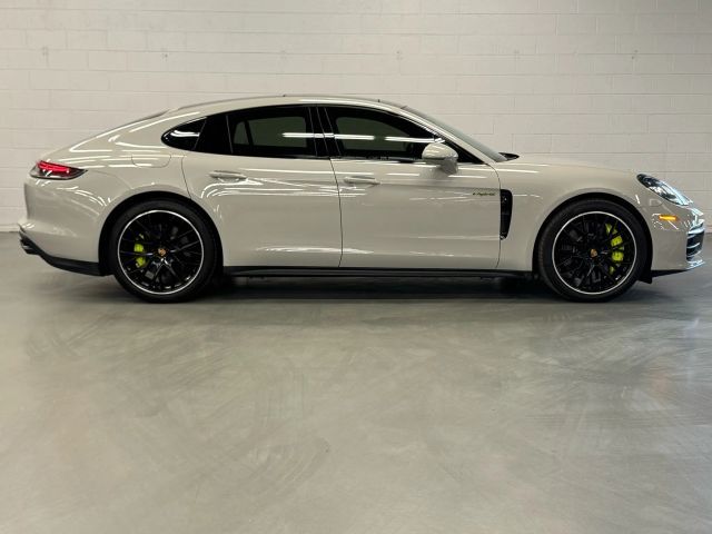 2022 Porsche Panamera E-Hybrid 4S