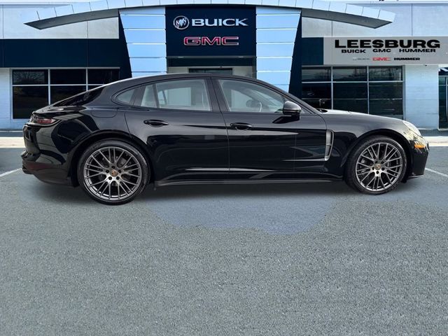 2022 Porsche Panamera 4 Platinum Edition
