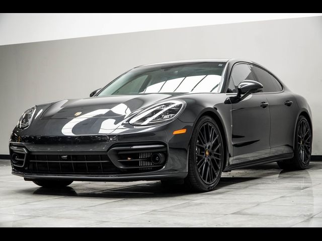 2022 Porsche Panamera 4 Platinum Edition