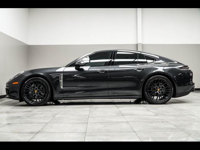 2022 Porsche Panamera 4 Platinum Edition