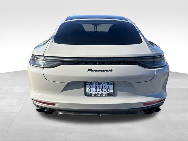 2022 Porsche Panamera 4 Platinum Edition