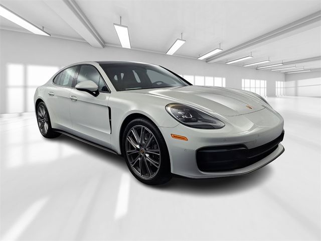 2022 Porsche Panamera Base