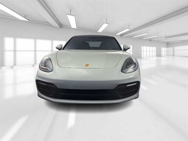 2022 Porsche Panamera Base