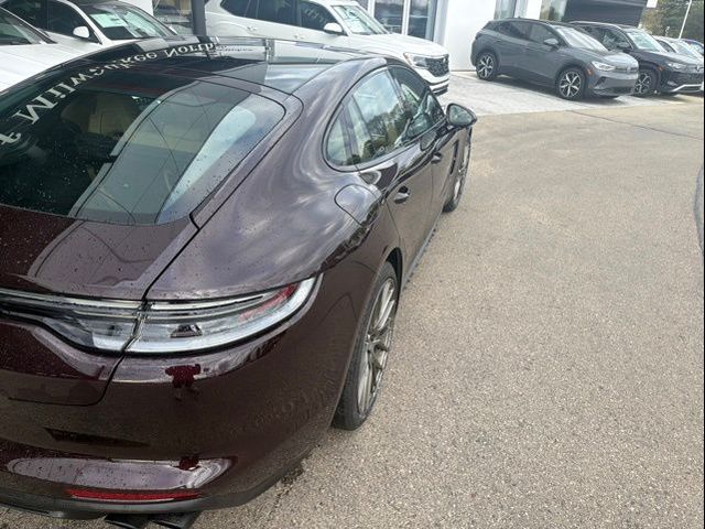 2022 Porsche Panamera 4 Platinum Edition