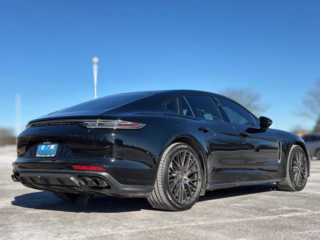 2022 Porsche Panamera 4 Platinum Edition