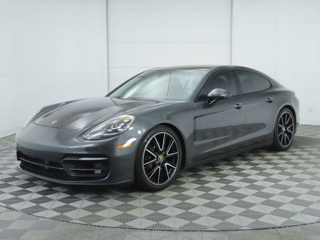 2022 Porsche Panamera Base