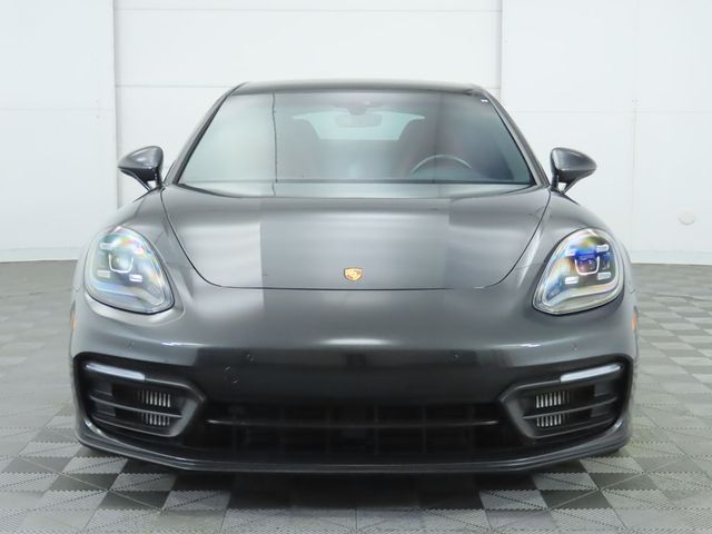 2022 Porsche Panamera Base