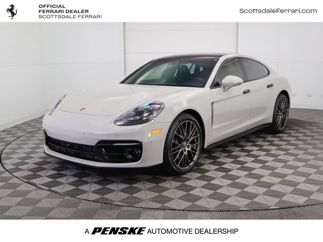 2022 Porsche Panamera 