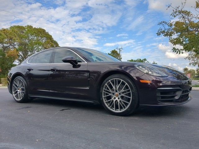 2022 Porsche Panamera Base