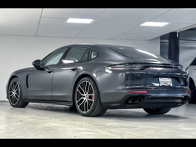 2022 Porsche Panamera GTS