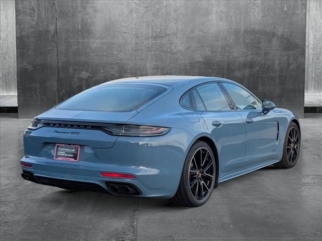 2022 Porsche Panamera GTS